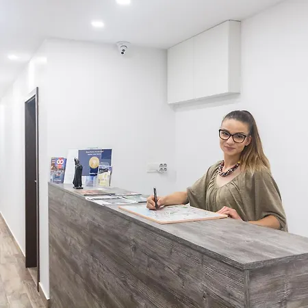 Apinelo Tower Pensjonat