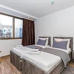 Apinelo Tower 4*