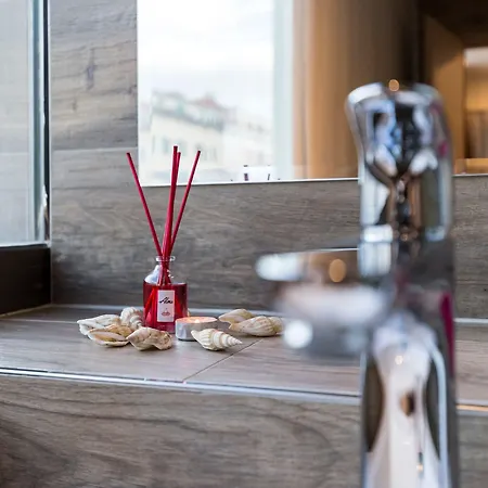 בית הארחה Apinelo Tower ספליט