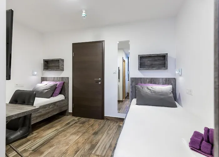 Apinelo Tower Affittacamere 4*