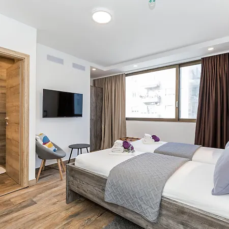 Apinelo Tower Penzion 4*