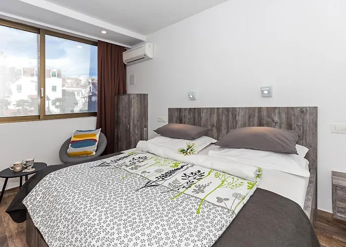 Apinelo Tower Vendégház Split